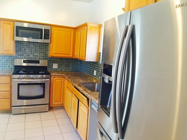 13306 Magnolia Blvd, Sherman Oaks, CA 91423 - photo 7