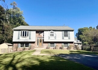 6435 Williams St, Elkridge, MD 21076