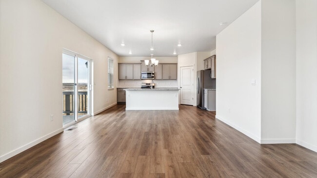 9875 Ceylon Ct, Commerce City, CO 80022 - photo 7