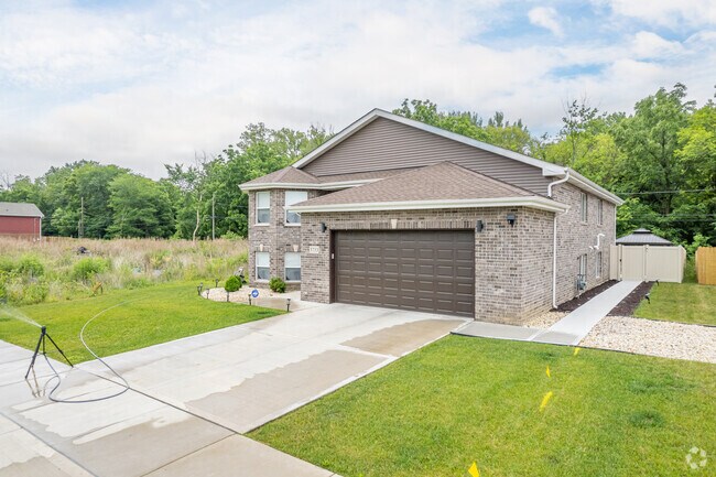 There are many newly constructed homes in Robbins.