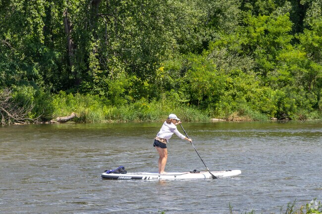 Meyers Park has many clean places to launch from.