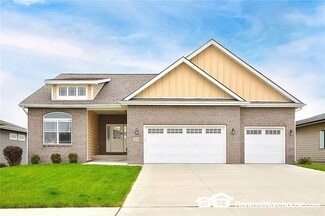 254 S 91st St, West Des Moines, IA 50266