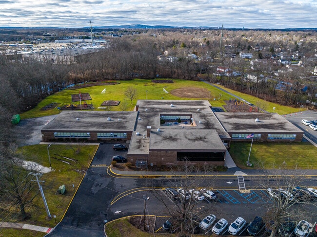 Rockaway Meadow School has a student teacher ratio of 10 to 1.