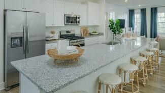 10596 Roundstone Ln, Waldorf, MD 20695