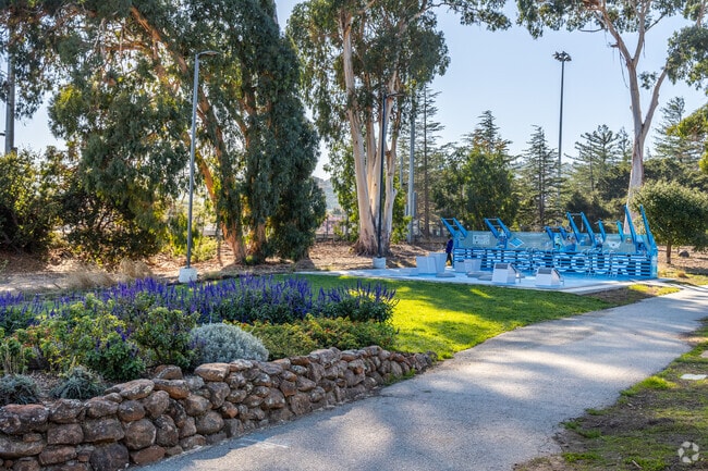 Stroll the scenic paths at Bayfront Park.