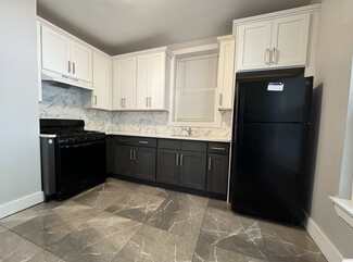65 Wade St Unit 1, Jersey City, NJ 07305