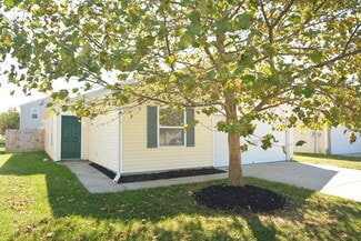 8623 Bluff Point Dr, Indianapolis, IN 46113