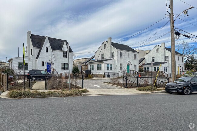 Metta Montessori School