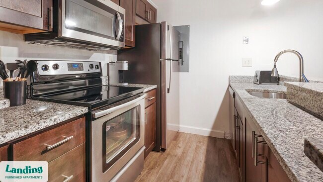 121 S Fremont Ave unit 222, Baltimore, MD 21201 - photo 5