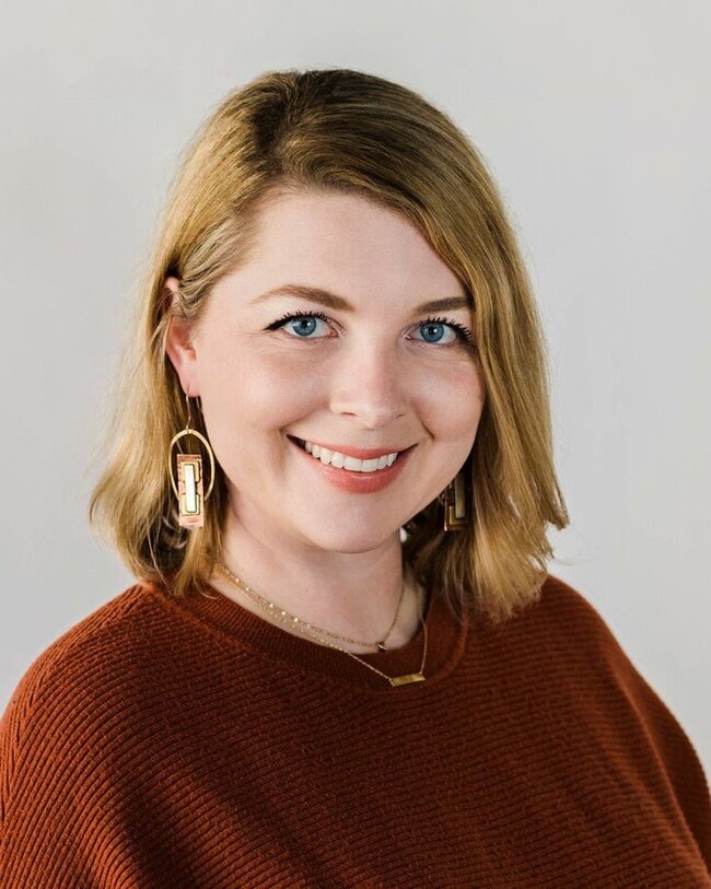 Mandolyn McIntyre Crow