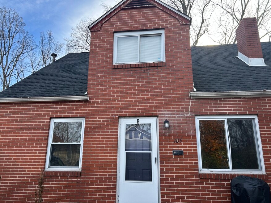 105 Forest Ave unit B, South Charleston, WV 25303 - photo 1