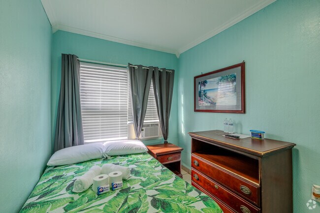 Cabana, Hialeah, FL 33010 - photo 7