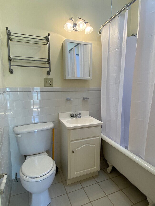102 Queensberry St unit 21, Boston, MA 02215 - photo 5
