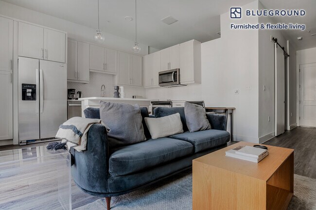 212 W Highland Mall Blvd unit FL2-ID277, Austin, TX 78752 - photo 3