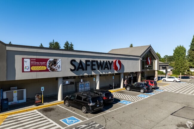 There are plenty of grocery stores within a five- to ten-minute drive in Uplake.