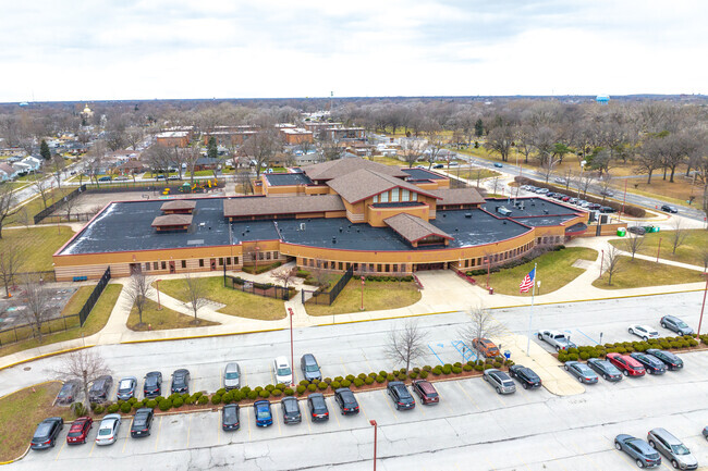 Thomas J Jefferson Elementary School is one of many elementary schools in Hammond.