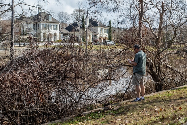 Princeton Woods Park provides river views perfect for photos near Lafayette.
