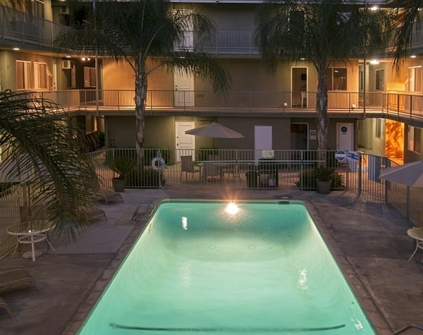 Palm Central South, Riverside, CA 92506 - photo 3