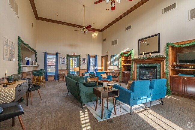 Creekside Park, Macomb, IL 61455 - photo 5