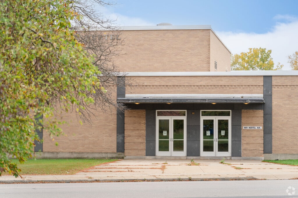West Hertel Elementary School in Military has a student teacher ratio of 12:1.