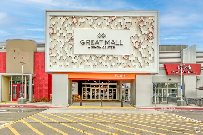 Brooktree is minutes from Great Mall, where residents enjoy movies, shopping and indoor dining options.