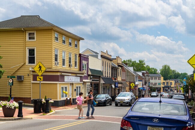 High Street is the main hub of Mount Holly, with most homes being within walking distance of the popular shops and restaurants.