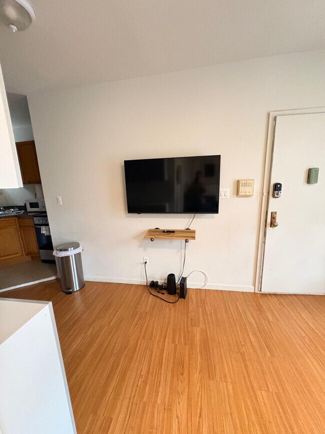 402 E 11th St Unit ID1057570P, New York, NY 10009