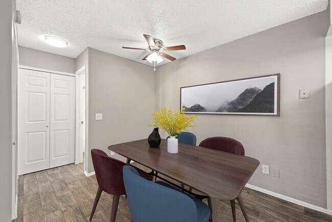 Laredo House Apartments - beautiful and quiet location, Aurora, CO 80011 - photo 7