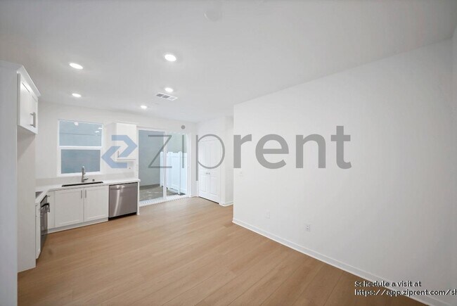 2556 E Lincoln Paseo, Ontario, CA 91762 - photo 6