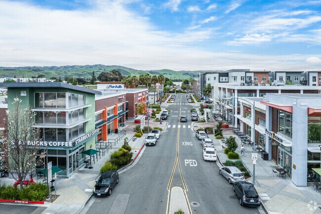 Basking Ridge residents enjoy easy access to top retailers at nearby Eastridge Center.