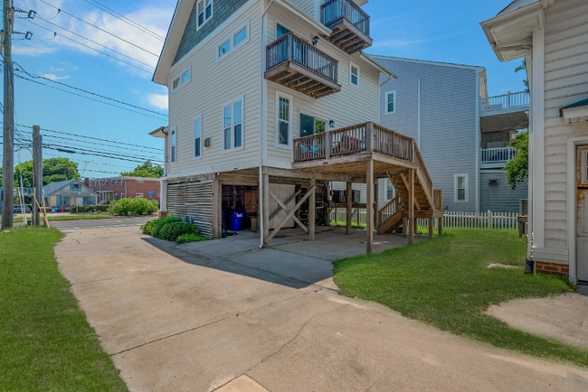 980 W Ocean View Ave, Norfolk, VA 23503 - photo 3