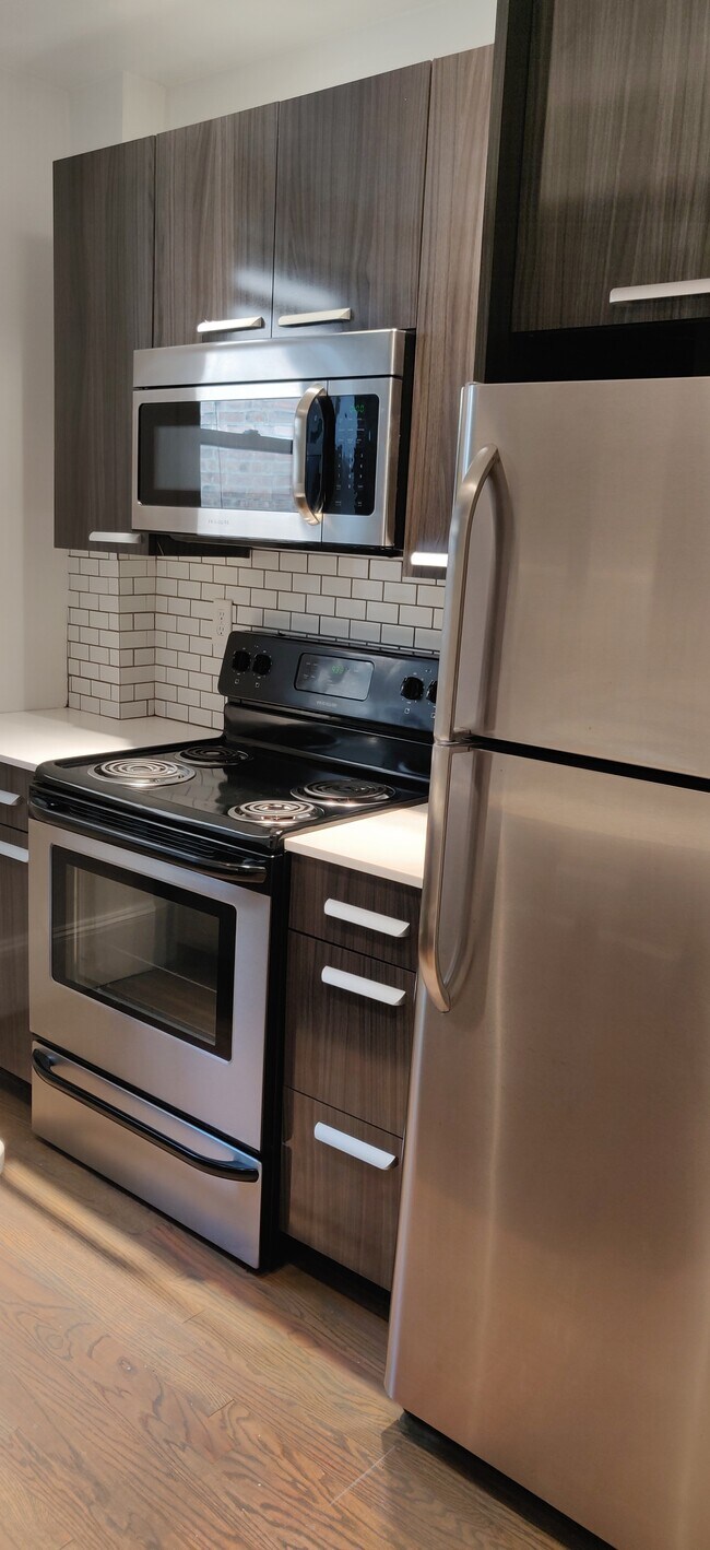 109 Queensberry St unit 11, Boston, MA 02215 - photo 2