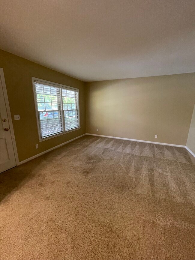 2105 Young St unit A, Columbus, GA 31906 - photo 7