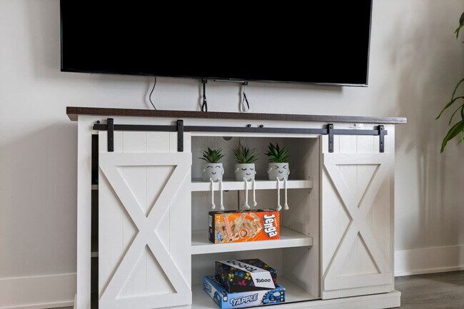 28294 Ferry Rd unit ID1366972P, Warrenville, IL 60555 - photo 3