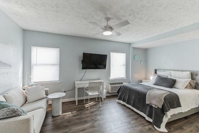 216 Rose Ln unit D, Panama City Beach, FL 32413 - photo 2