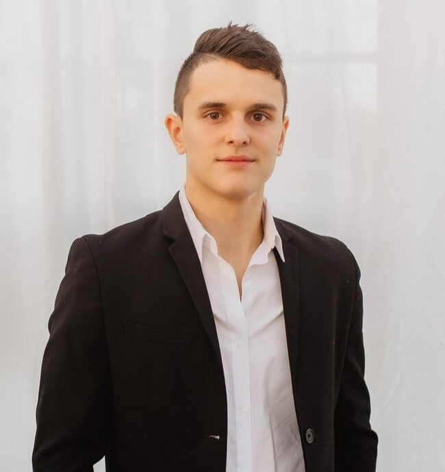 Agent Photo