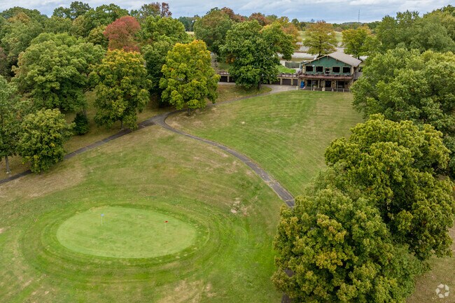 The Clubhouse on the Hill offers residents an 18-hole golf course and a restaurant.