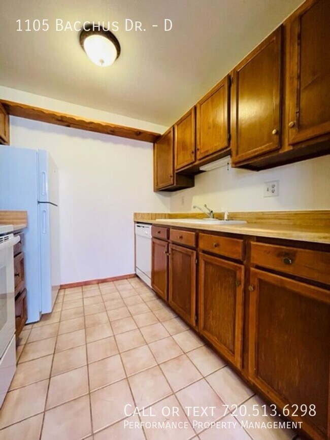 1105 Bacchus Dr, Lafayette, CO 80026 - photo 6