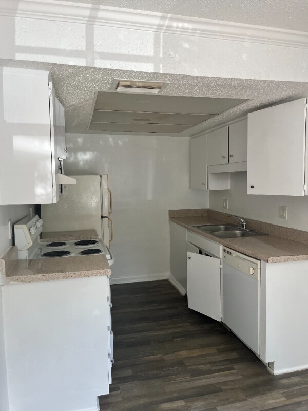 3215 Baird Ave unit C-19, Lakeland, FL 33805 - photo 2