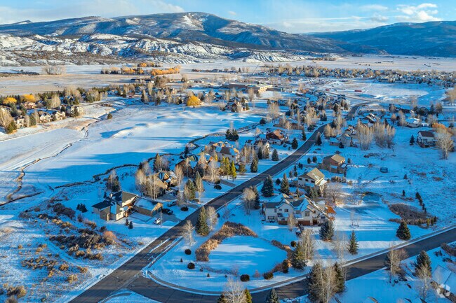 Newly built homes in Gypsum offer the perfect mix of comfort and nature, with open floor plans, scenic views, and access to hiking, skiing, and fishing. Designed for modern mountain living, these homes provide a peaceful retreat while keeping adventure just outside your door.