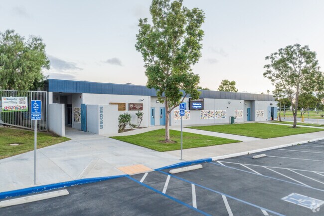 College Park Elementary School serves students from kindergarten through 6th grade.