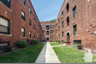 2876 N Clark St Unit 2876-3, Chicago, IL 60657