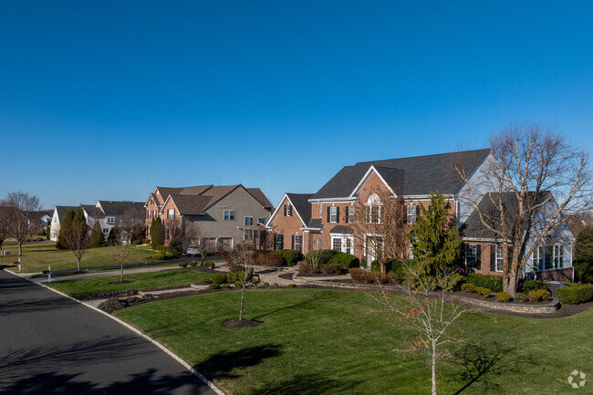 Homes in Coventry Glen have plenty of space for families to grow.