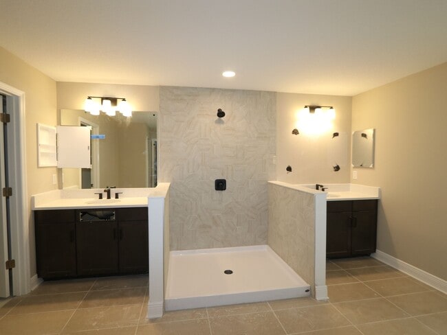 31131 Hayman Loop, Wesley Chapel, FL 33545 - photo 3