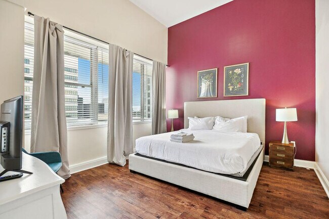 925 Common St unit ID1266904P, New Orleans, LA 70112 - photo 4