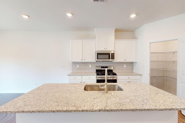 733 Earhart St unit 36169428, Concord, NC 28027 - photo 3