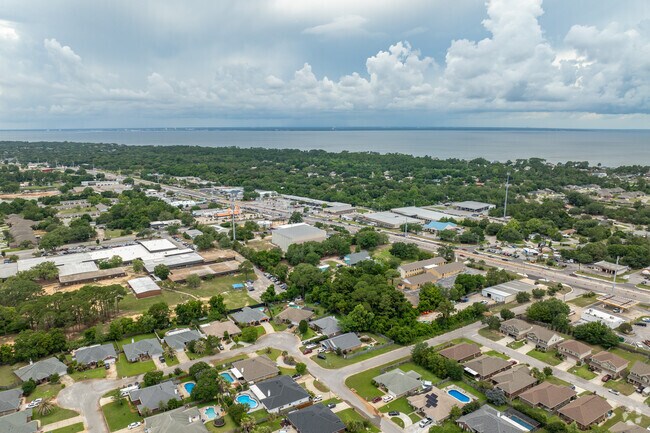 Midway Santa Rosa is bustling and offers plenty of shopping, dining and amenities.