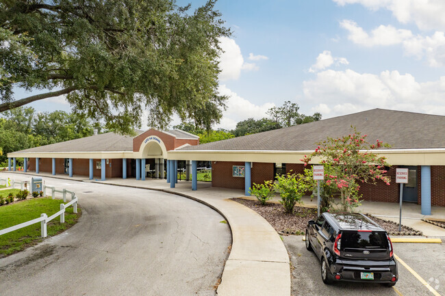 Current 5th grade students who attend Lutz K-8 must also apply for Choice.