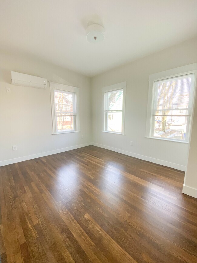 72 Beacon St unit 2, Somerville, MA 02143 - photo 4