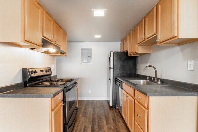One-Bedroom Kitchen